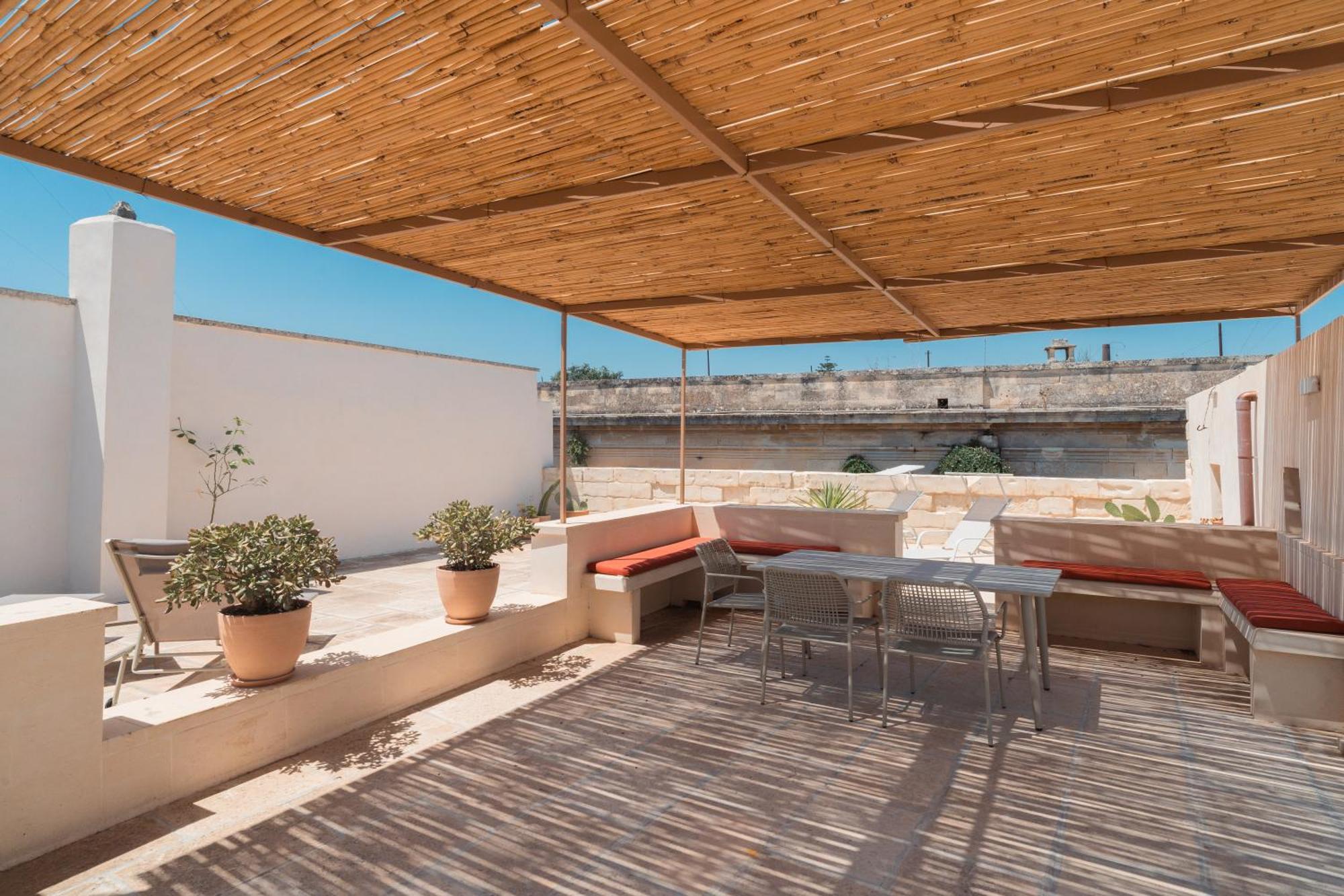 Lotus Apartment & Rooftop By Residence Colibri Lecce Zewnętrze zdjęcie