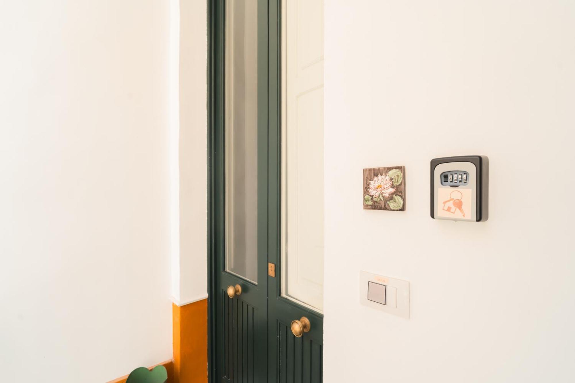 Lotus Apartment & Rooftop By Residence Colibri Lecce Zewnętrze zdjęcie